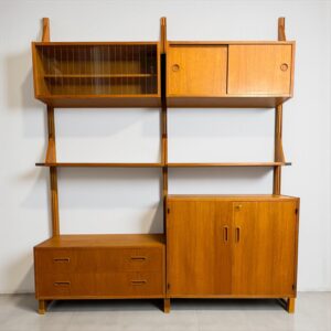 Uniek Zweeds vintage wandmeubel uit de jaren ’50