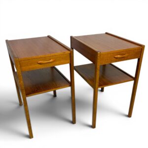 Set vintage nachtkastjes uit Zweden